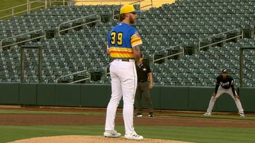 Carson Whisenhunt strikes out seven