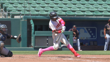 Grizzlies Slug Past Early Deficit