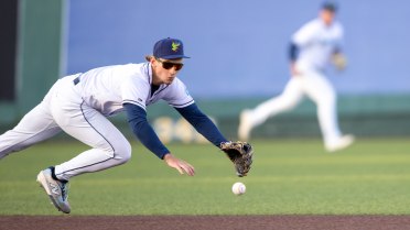 Mariners No. 1 prospect Colt Emerson's terrific play