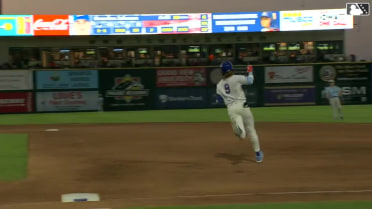 Cubs No. 4 prospect Kevin Alcántara hits a solo homer