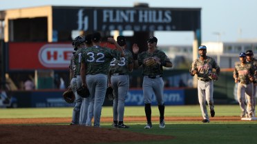 Hood Hounds Hooks To Split Road Set