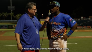 Aroon Escobar knocks 5 hits in Saturday night win