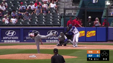 Orelvis Martinez's solo home run