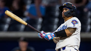 Cerda Walk-Off Homer Caps 32-Run HODGETOWN Shootout