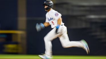 Missions Use Six-Run Second To Rout Sod Poodles