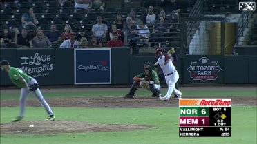 Herrera clubs a pair of jacks for Redbirds