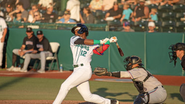Moon Homers, Henley and Pineda Clutch in 10-7 Win