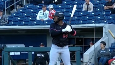 Yanquiel Fernández's two-homer game