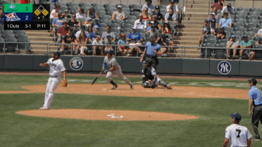 Collins' tie-breaking double for Hartford