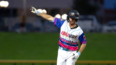 Weber Drives In Six In 15-Run Outburst
