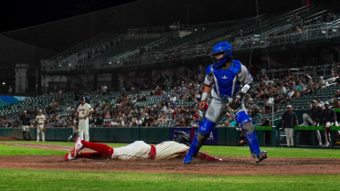 9th Inning Homer Shakes Game From Grizzlies