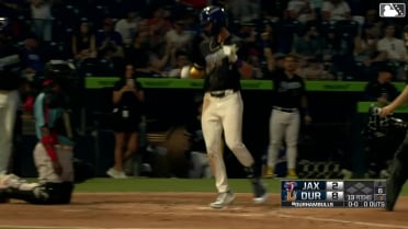 Carson Williams' solo home run