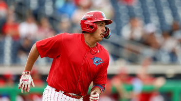 Late Surge Seals Threshers Win and Series Split