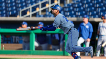 Giménez Drives in Go-Ahead Run, Jays Drop Fifth Straight