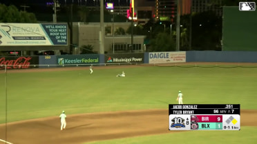 Luis Lara's terrific diving catch