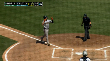 Jud Fabian slugs two home runs