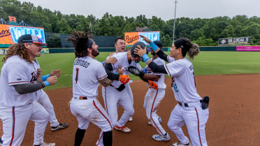 Retzbach, Baysox walk off Harrisburg in Sunday series finale