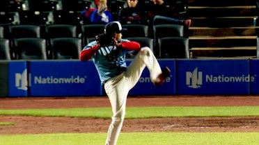 Alexis Díaz strikes out the side