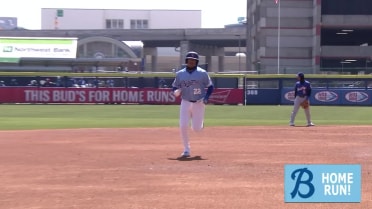 Bethancourt goes yard for his FIRST homerun