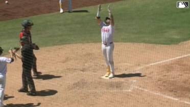 Tirso Ornelas collects his first homer of the season