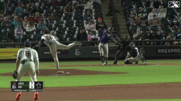 Michael Toglia crushes his sixth home run to right
