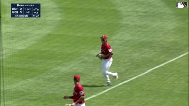 Mikey Romero's basket catch