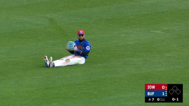 Berroa makes a sliding catch in the outfield 