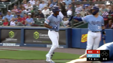 Orelvis Martinez's 10th homer of the season