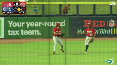 Jace Avina makes an amazing catch to rob a walk-off