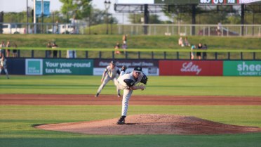 Jones Earns First Pro Win in 8-7 Victory