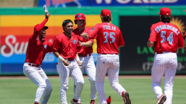 Shojinaga’s Single Seals Walkoff Win