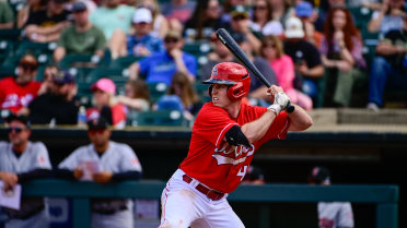 Bats Offense Outpaces Cubs in 8-5 Win