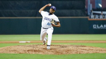 Hooks Down Cards with Early Onslaught