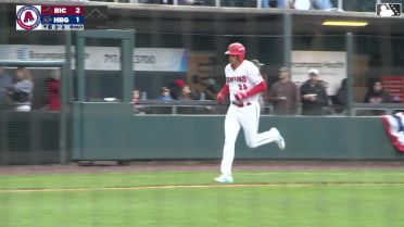 Yohandy Morales's first HR of the season