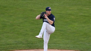 Beeter Dominates in Somerset's Fifth Shutout Win of the Season