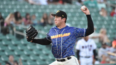 Catlett, Bullpen Buoy Grizzlies to Series Victory