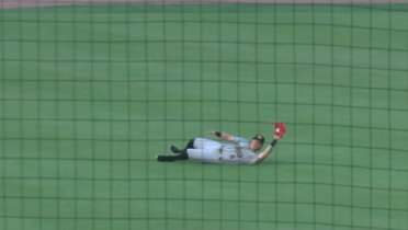Peyton Burdick dives then turns the double play