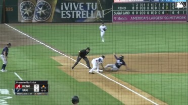 Quincy Hamilton makes a catch and throws out a runner