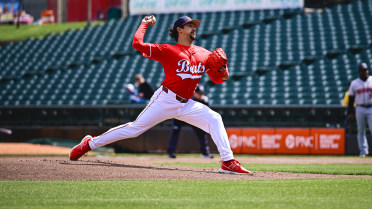 Key Hit Eludes Bats In 6-2 Loss To Clippers