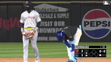 Erick Torres' four-hit game