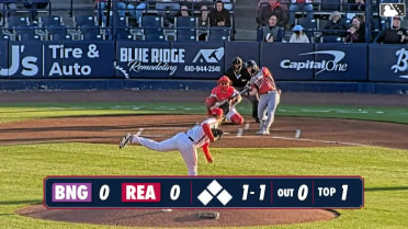 Mets No. 2 prospect Jett Williams hits lead-off homer