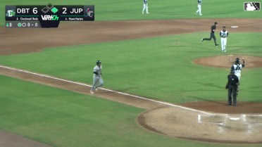 Alfredo Duno's two-run home run