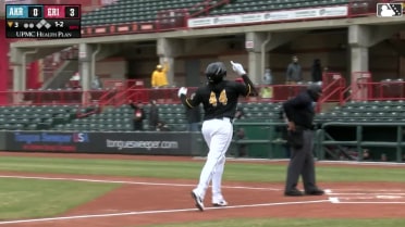 Thayron Liranzo's solo home run