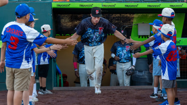 Clutch Hitting Propels Grizzlies to Victory