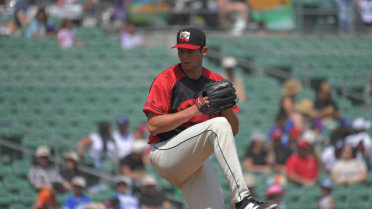 Reyes Homers but Grizzlies Fall at Inland Empire