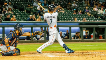 Six-Run Third Keys Sugar Land's Saturday Night Victory Over Las Vegas
