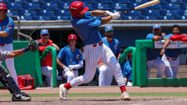 Threshers Grab Early Lead in Fourth-Straight Win