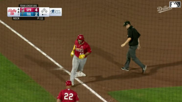 Leonardo Bernal's third homer in five games