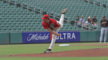 Late Innings Force Grizzlies Into Series Split