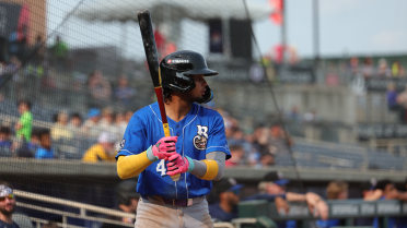 Vargas Leads Shuckers to Comeback Win over Lookouts, Magic Number Drops to 4